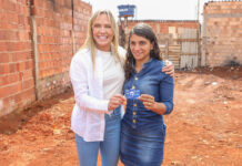 Cartão Material de Construção ajuda moradora da Estrutural a reconstruir casa após incêndio