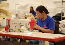 Indústria de Goiás registra variação de 2,1% na média trimestral, aponta IBGE
