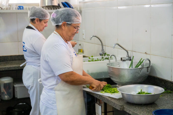 alimentação nas escolas distrito federal