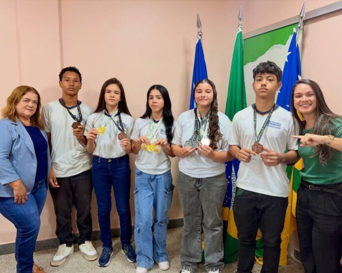 estudantes