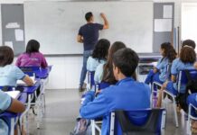 Governadora do DF autoriza contratação de mais de 700 professores